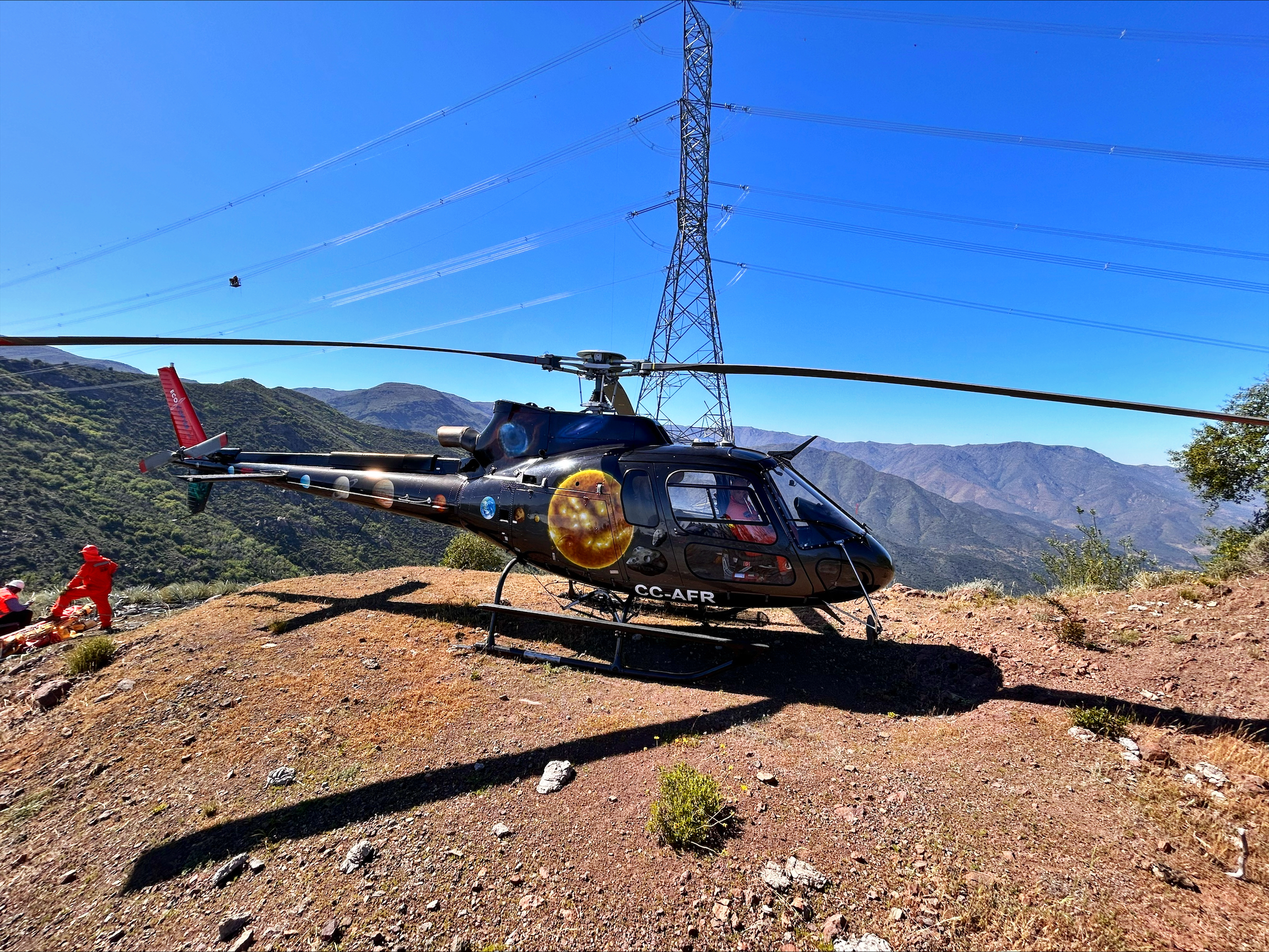 Helicopters: Strategic allies in Chile’s national energy supply sector
